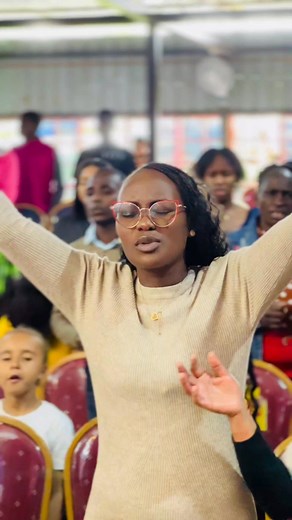 WEWE NDIYE MUNGU, HAUBADILIKI When people fail, God remains faithful. When seasons shift, He stays the same. His promises never expire. Join us this Sunday at Deliverance Church Kitisuru as we lift up the unchanging name of Jesus in worship and Word! Service Times: Breakthrough Prayers – 7:00am 1st Service – 8:00am Bible Study – 10:00am 2nd Service – 11:00am Tag a friend, plan early – Sunday is sacred! Where everybody is a millionaire in faith, purpose, and breakthrough! #WeweNdiyeMungu #Haubadi