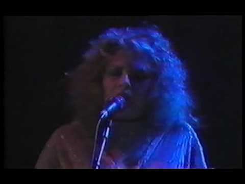 Stevie Nicks - Gold Dust Woman Live 1983
