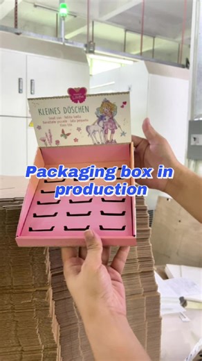 #packaging #paperbox #customization #packagingdesign #packagingsolutions #packagingfactory #printingtechnology #giftboxdesign #creativepackaging #factorystore