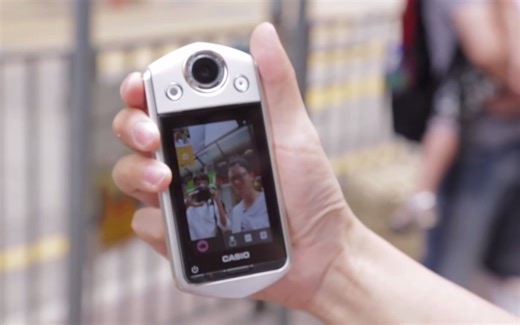 【DigitalRev TV】卡西欧 EX-TR35 自拍相机 上手评测