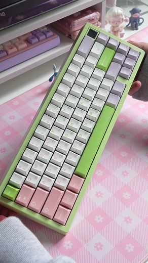 Building the Zoom65 V3 by Meletrix - Magnet Mounted Keeb Experience