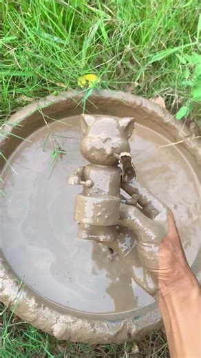 Cleaning a small cat drummer jazz ASMR Sastisfying Mud