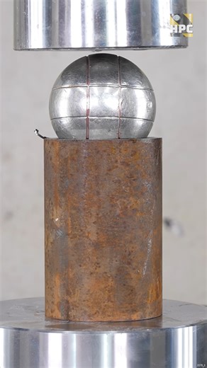 Crushing metal into RUSTY metal #satisfying #crush #asmr | Hydraulic press channel