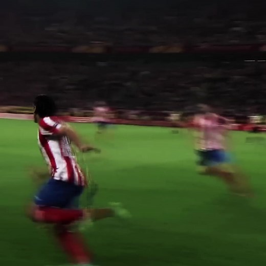 Gol de Falcao narrado por Mariano Closs