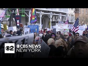 "No Kings" rally in NYC draws thousands to Midtown Manhattan