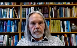 Monarchy Essay: Structure and Composition