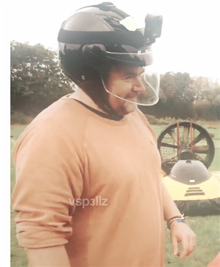 Off the Hook: Hilarious Moments with Daz and Will