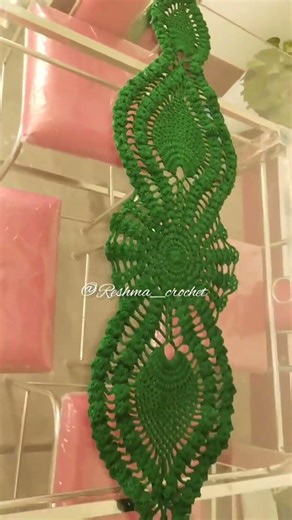 crochet table runner 😊❤️