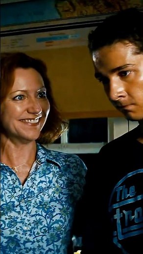 Sam'in ailesi ile tanışmak durumunda kalan Mikaela... Film Adı: #Transformers (2007) #filmönerisi