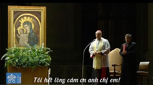 TIN VUI TỪ ĐỨC THÁNH CHA PHANXICÔ Tối ngày 6 tháng 3, trước giờ kinh mân côi tại quảng trường Thánh Phê-rô, Đức Hồng Y Artime, Tổng trưởng Bộ Tu sĩ, mời gọi mọi người lắng nghe những lời của Đức Thánh Cha gửi đến toàn thể tín hữu sau 20 ngày nằm bệnh viện! Trong thông cáo của Phòng Báo Chí Toà Thánh tối ngày 6/3, các bác sĩ chăm sóc Đức Thánh Cha cho biết: Xét vì tình trạng lâm sàng ổn định, bản tin y tế tiếp theo sẽ được công bố vào Thứ Bảy ngày 8 tháng 3, và không có bản tin y tế vào thứ Sáu. 