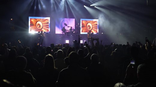 OHIO! Hairball literally gives audiences 2 hour, mind-blowing, and drop-dead accurate homage to some of the biggest arena acts in the world. Van Halen, KISS, Motley Crue, Queen, Journey, and Aerosmith are but a few of the acts. DON'T MISS US LIVE ⬇️⬇️ 💥 COLUMBUS - Friday, March 15th - TempleLive at the Athenaeum Theatre 💥 CLEVELAND - Saturday, March 16th - TempleLive at the Cleveland Masonic | Hairball