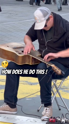 Mind blowing lap guitar skills 😱 #shorts #guitar #talent #london