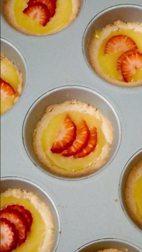 Mini Strawberry Lemon Bars