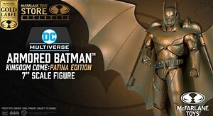 麥法蘭 DC Multiverse 金標 『《天國降臨》裝甲蝙蝠俠 青銅版』7 吋可動人偶，精緻的青銅色塗裝重新詮釋蝙蝠裝甲！