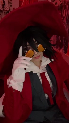 Alucard Hellsing Ultimate Cosplay Showcase