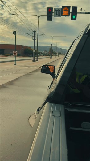 A HUGE thank you to Sophisticated Few and the community who came out despite the rain to help in our quarterly cleanup work and collaboration of Central Ave and Broadway Road (our two adopted streets). South Phoenix Life especially thanks the Few for helping us on Broadway for our first cleanup. Special thanks to @lachingona_________ for helping clean up and taking some great photos and videos as well! Always a team effort here in South Phoenix! #southphoenix @sophisticated_few_cc_phx #phxcarclu