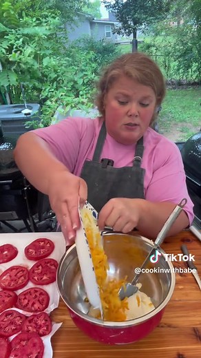 Delicious Homegrown Tomato Pie Recipe