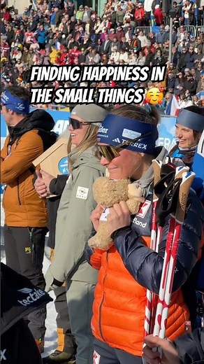 😍 this should have an adorable alert 🚨 #biathlon #cute