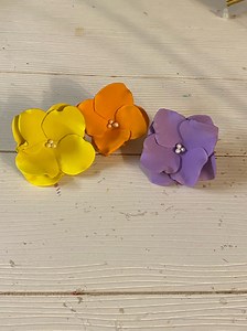 Facili fiori in gomma eva | KIKA Tutorial Creativi