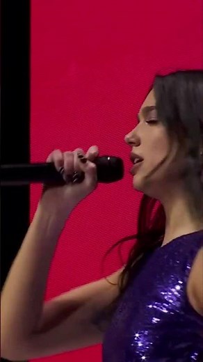 Dua Lipa Sensual Performance - Levitating 🔥✨#dualipa #hot #live #shorts #viral #dance
