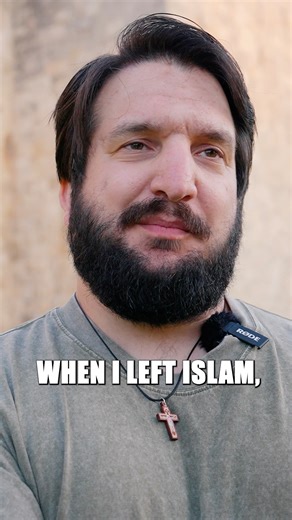Check out the story of a former Muslim whose heart was radically changed when he turned to Jesus! For the full video, visit: https://youtu.be/j7H9hnXwjv8?si=IvFIucBevm2Wv56q #storytime #muslim #Yeshua #Jesus | Jews for Jesus