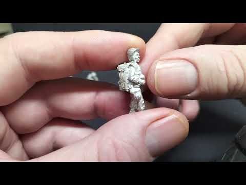 Looking at some 28mm Vietnam War Figures