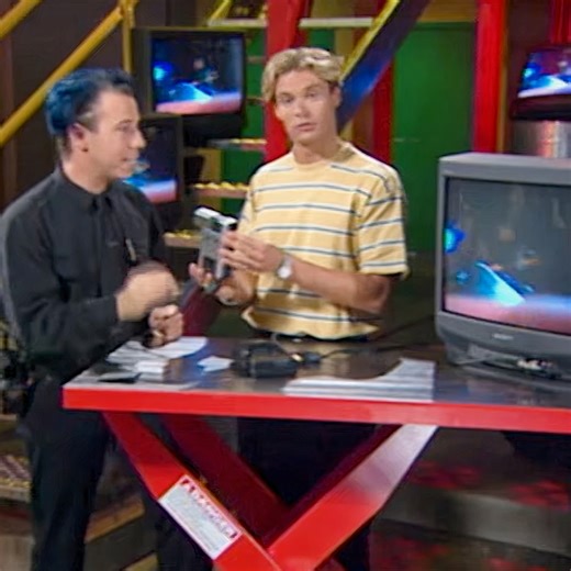 Before American Idol, Ryan Seacrest Showcased the JVC Cybercam on CNET Central in 1996