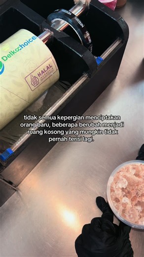 tidak semua kepergian menciptakan orang baru — kutipan reflektif