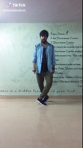 Wiggle Walk Tutorial #foryou #cwalk #dance #tutorial #feature_me #shuffle #shuffledance #danceindia