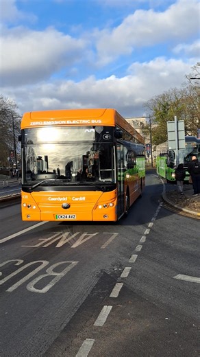 3 different buses in North Road #cardiffbus #stagecoachbus #buses