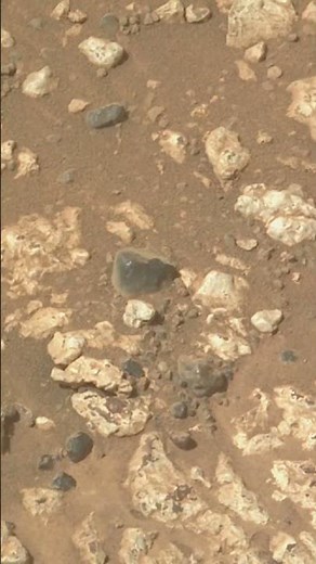 The RIGHT side of Mars on Sol 1,777 is genuinely terrifying 😶🪐 #mars