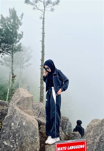 Exploring Andong Mountain: A FOMO Adventure