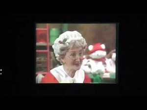 Barney & Friends Barney Kids Mrs Claus Visits And Santa's Workshop Christmas 1999