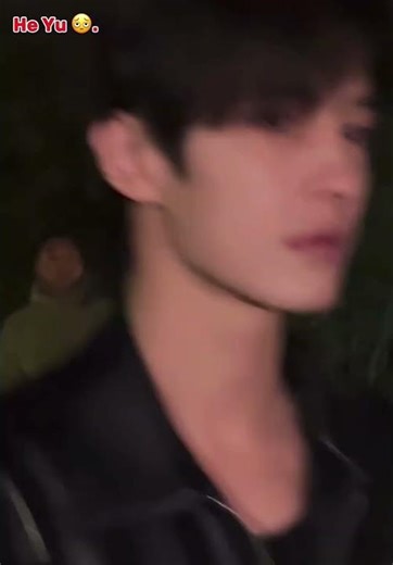 He Yu trying to get home to rest for tomorrow 😩.