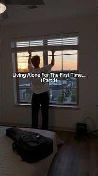 Moving Into My FIRST Apartment (Part 1…)