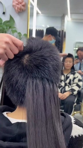 Super Short Hair to Long Hair Extension Tutorial, Transforming Your Look。 Hair extension #hairextension #humanhairextension #haircolorchallenge #hairdyeing #bonestraighthair #closurewig #wholesalehairvendor #naturalstraighthair #doubledrawnhair #hairsellerinlagos