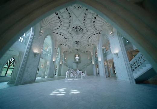 [🎬] ATEEZ(에이티즈) - 'BOUNCY (K-HOT CHILLI PEPPERS)' Official MV youtu.be/U0G5OA6ZH5w #OUTLAW #BOUNCY #ATEEZ #에이티즈 | ATEEZ