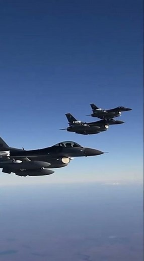 Fighter Jets Fly in Perfect Formation #military #f16v #militaryaircraft