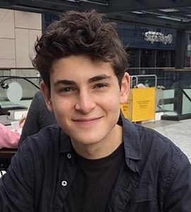 David Mazouz | Biography