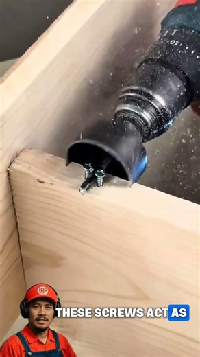 How to Drill a Half-Circle with a Hole Saw [THE SCREW METHOD] #diy #screw