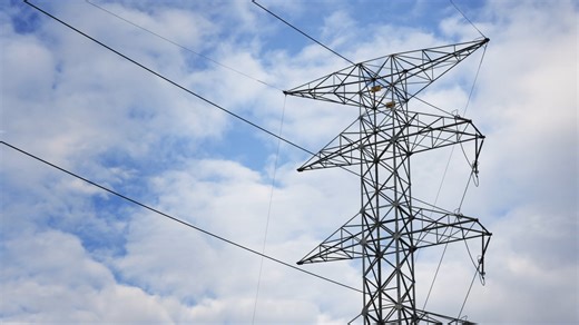 Empresa Propietaria de la Red (EPR) oversees the 1,800 km SIEPAC transmission system, which serves six countries in Central America. The SIEPAC line crosses rugged terrain and multiple national borders, making system maintenance challenging. EPR also manages equipment in substations that belong to other utilities, which limits their in-person access and increases vulnerability risks to essential devices. Learn how EPR addressed these challenges by modernizing wide-area communications, applying n