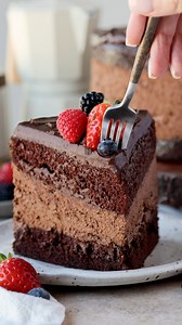 118K views · 1.7K reactions | This Chocolate Mousse Cake is the...
