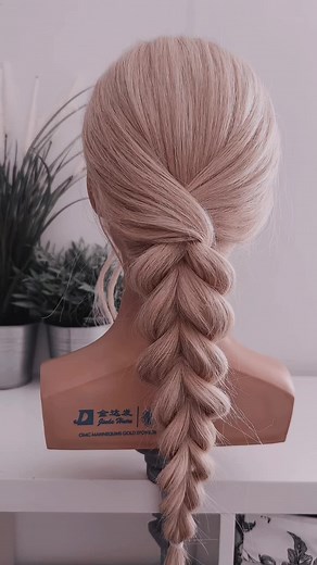 Hairstyles0611 on TikTok