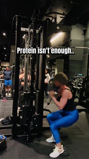 Essential Amino Acids (EAAs) are the actual building blocks your body needs to repair, shape and protect muscle. If you don't have all 9, muscle protein synthesis doesn't fully happen. EAS help: ✅Build & repair lean muscle ✅Prevent muscle breakdown ✅Speed up recovery ✅Supports hormone & metabolism ✅Improve wort performance ✅Protect muscle as you lean out. That's why protein quality matters just as much as protein quantity. #strengthtraining #fitness #workout #menopause