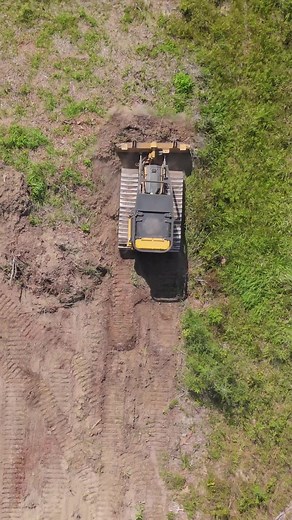 🚜 Site Development & Grading You Can Rely On 🚜 At Godwin Land Solutions, we provide complete site development and grading services designed to set the foundation for your project’s success. From clearing land to precise final grading, our team ensures your property is prepared the right way—efficiently, safely, and to the highest standards. 📞 Contact Godwin Land Solutions today for professional Land Cleating & Site Work done right the first time. (251-272-6005) @cth_commercial #landdevelopmen