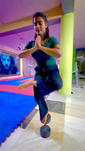 Yoga flow 🧘‍♀️ 👱🏻‍♀️ #Kirti☄️#yoga #yogagirl #yogalife #shorts