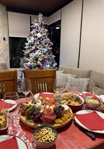 Christmas Pyjama Night Ideas for Girls