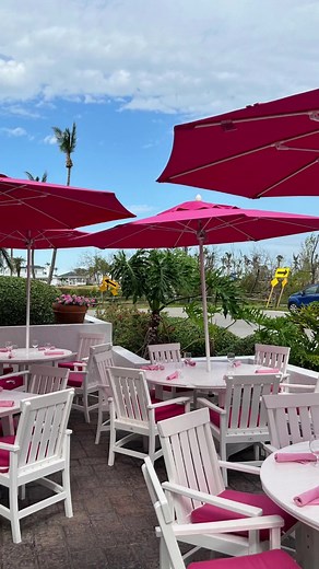 Day made! Plan a trip to Boca Grande to enjoy the good eats at the Pink Elephant, a short stroll from The Gasparilla Inn & Club which reopened today. 💖🍴 For the most up-to-date information we encourage you to contact businesses directly to learn more about their current operations. | Visit Fort Myers
