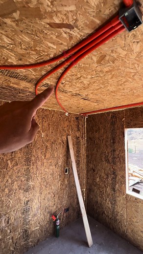 Electricidad en Casa Mediterránea con Panel SIP