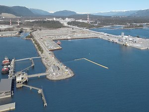 Incoming LNG tanker marks near completion of Kitimat export terminal